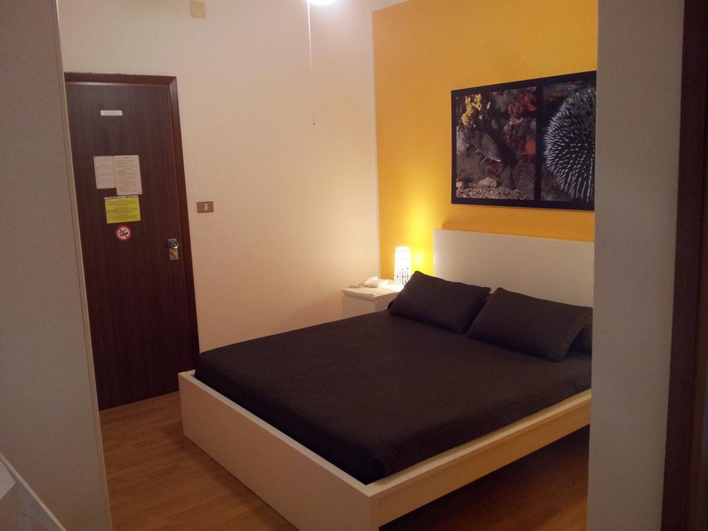 Hotel Moreri Градо Экстерьер фото