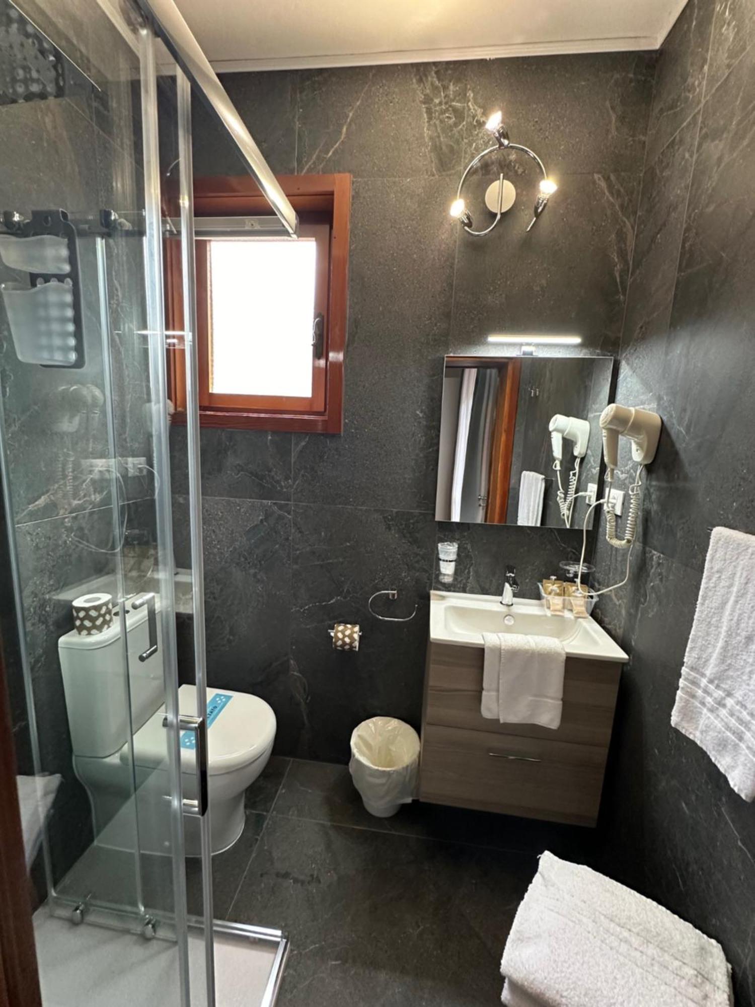 Hotel Moreri Градо Экстерьер фото